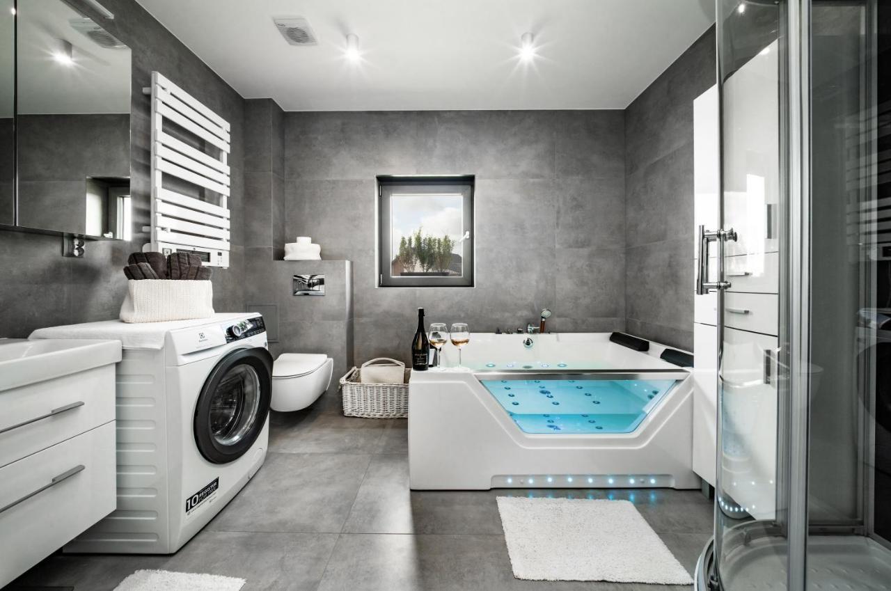 Domek Hot Tub Jacuzzi Chillout Kołobrzeg Eksteriør bilde